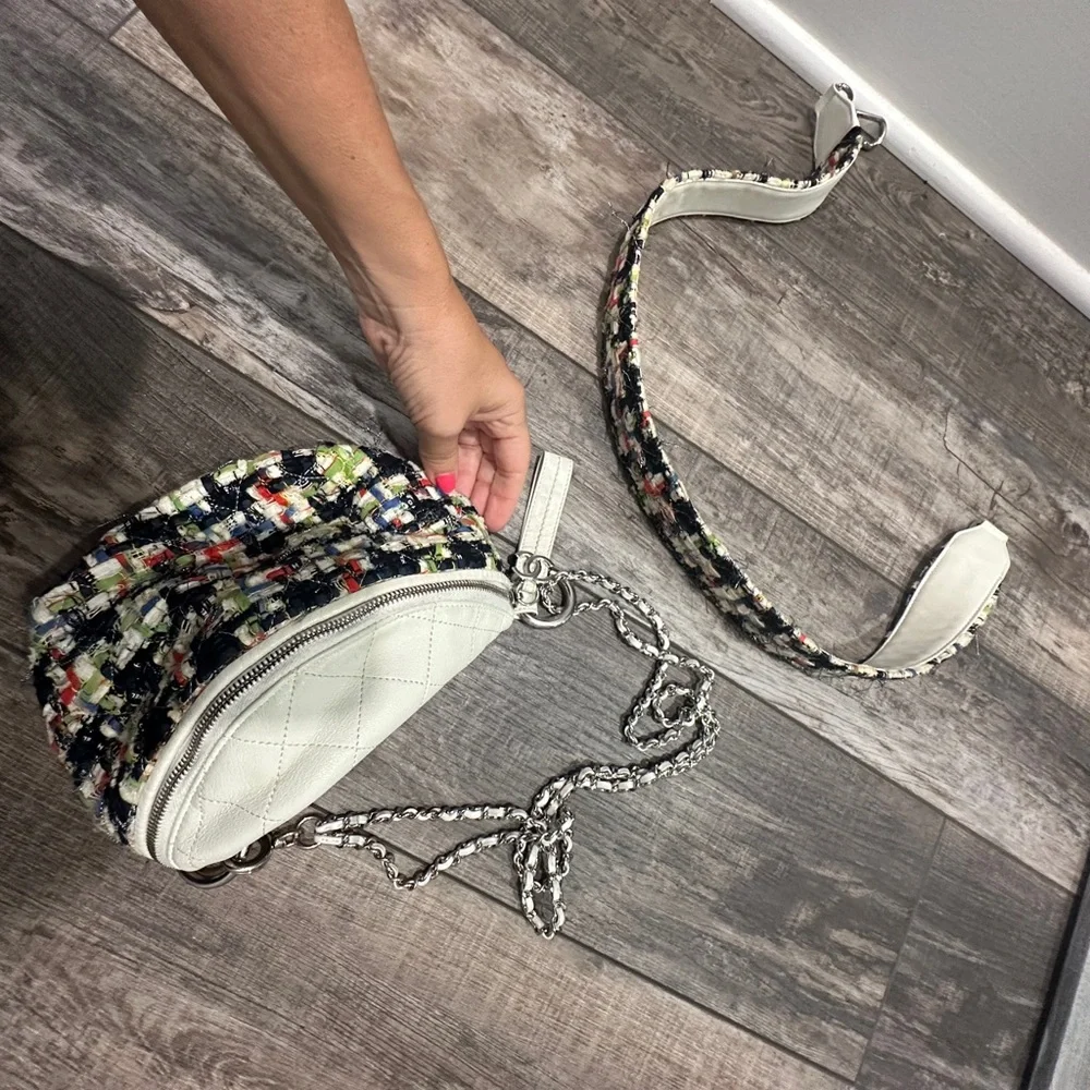CHANEL Colorful Chain Crossbody Bag white tweed - Picture 9 of 11